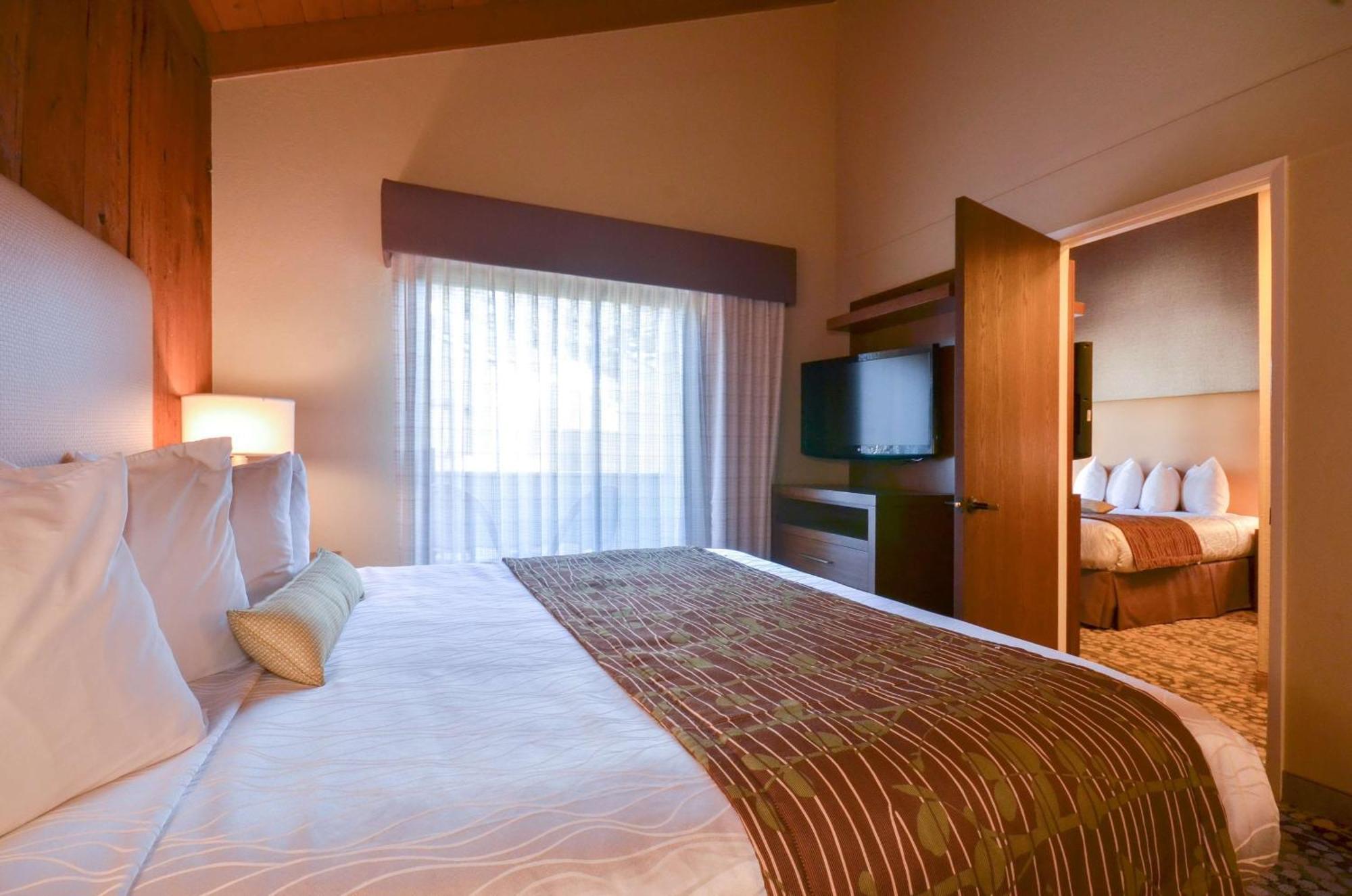 Best Western The Inn & Suites Pacific Grove Ngoại thất bức ảnh